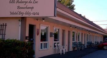 Auberge Du Lac Beauchamp Gatineau Exterior photo